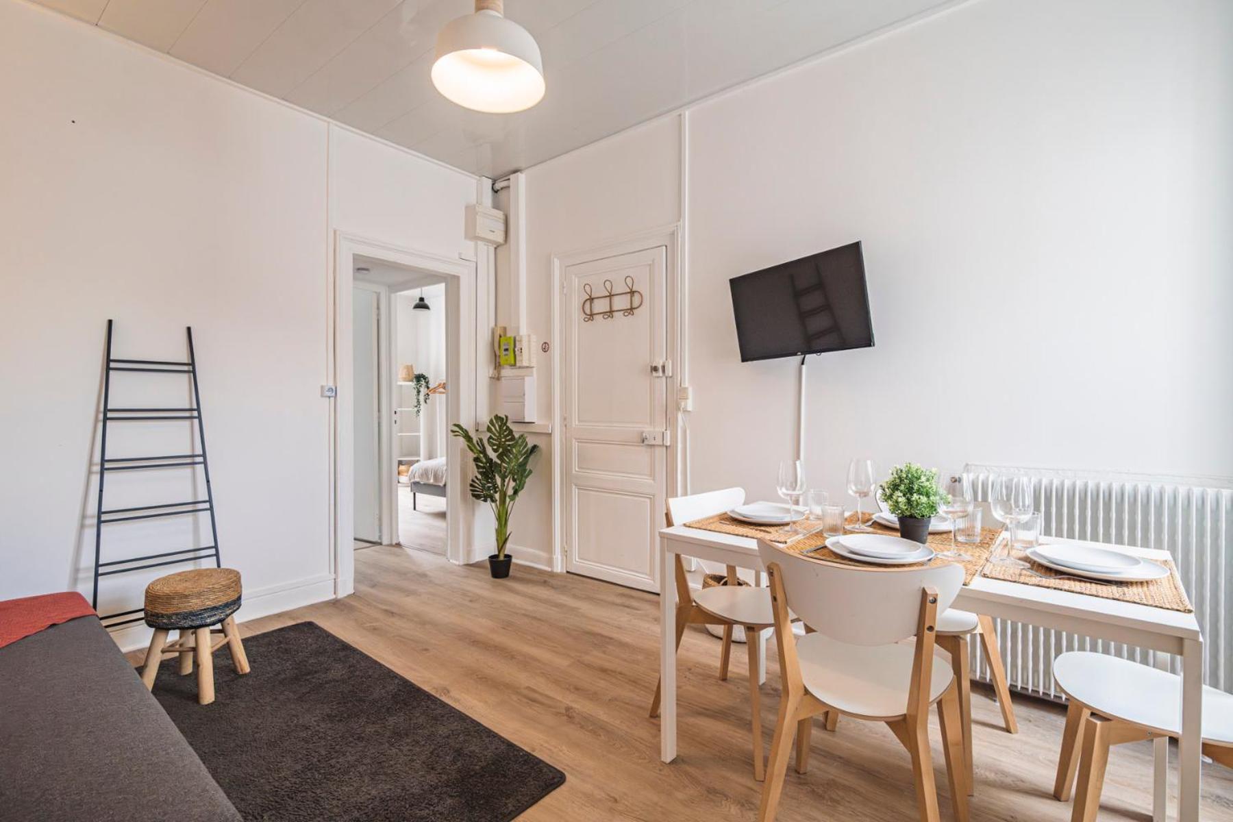 Le Zola - Charmant 2 Chambres - Centre Gare Reims Ngoại thất bức ảnh